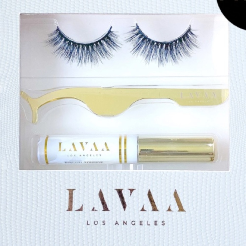 Lavaa Flirty Eyelash Set